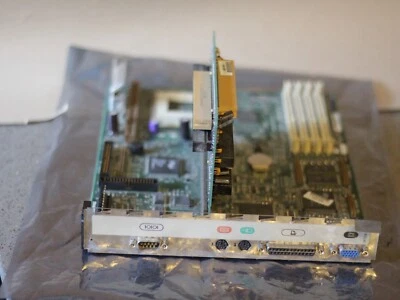 Socket 7 motherboard mainboard COMPAQ 005507-001 VGA PS/2 EDO AT PSU w. riser - Image 1 of 4