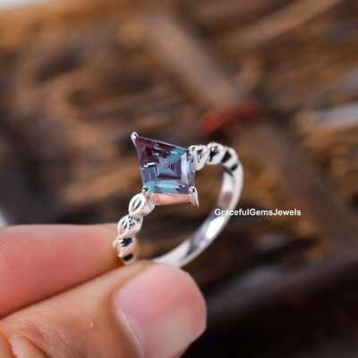 Unique Alexandrite Gemstone 925 Sterling silver halo diamond wedding gift ring