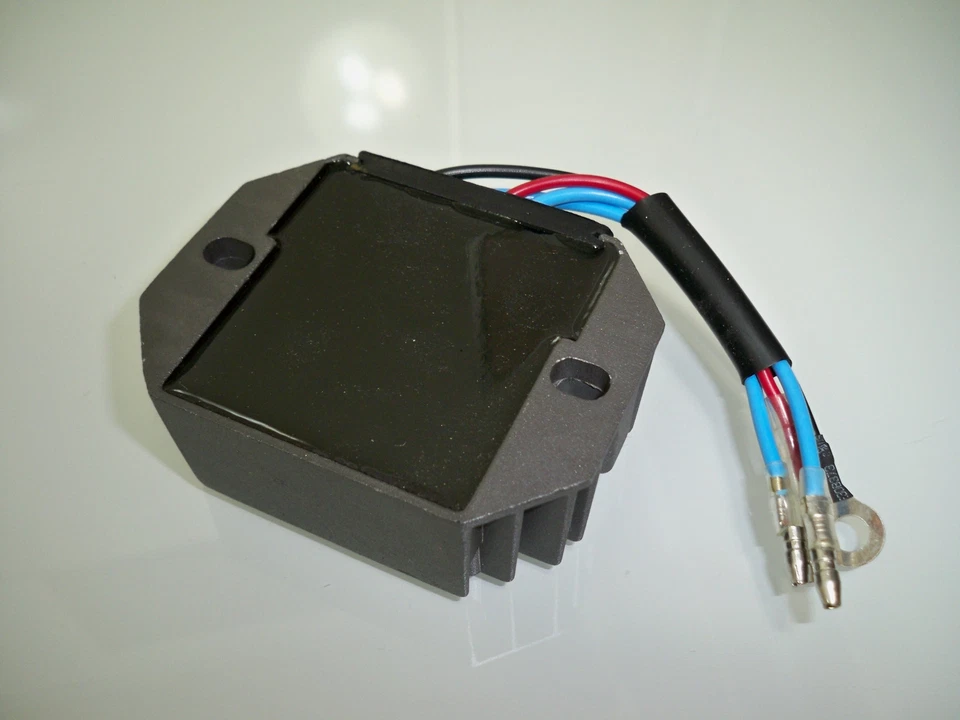 Regulator 12V Fits Kubota B4200D B5100D-P B5100E-P B6100D-P B6100E-P B7100D-P - Image 2 of 4