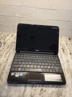 Acer Aspire One A0751h CPU 2520 10.1'' Netbook Intel Z52O 1.33GHz Boots - NO HDD 