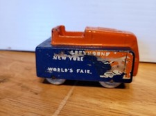 NICE VINTAGE ARCADE CAST IRON GREYHOUND 1939 NEW YORK WORLD'S FAIR TRAM