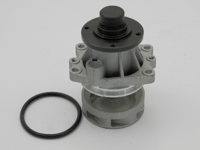 Water Pump BMW 320, 323, 325 90-, 520, 523, 525, 528 91-, 728, 730, 735 01-