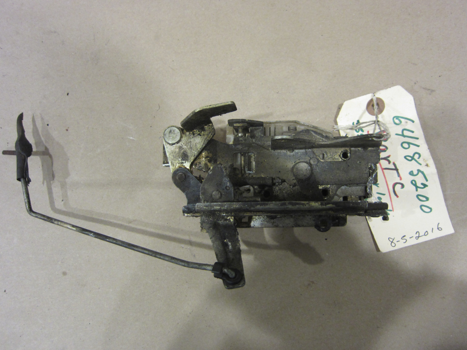Ferrari, 355-348 RH Door Lock Without Cable Part# 64685200