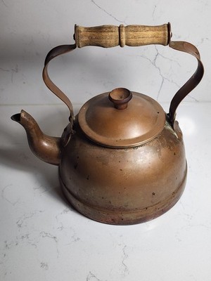 Vintage Copper Teapot w/Wood Handle