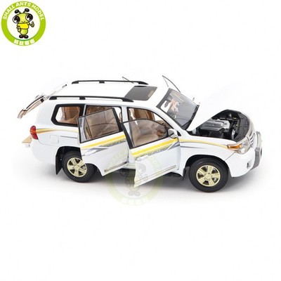 1/18 Toyota Land Cruiser LC200 White Diecast Model Car | eBay