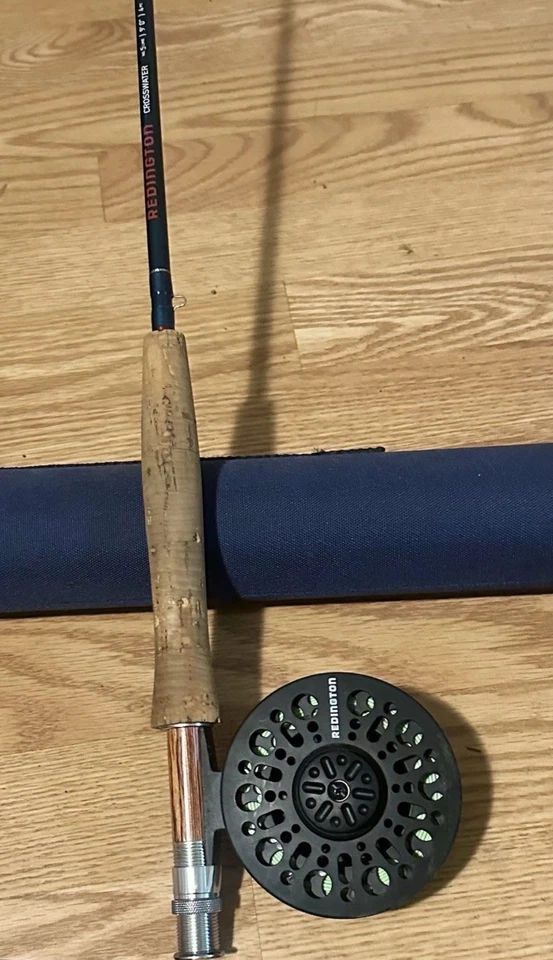 Combo de caña/carrete Redington Crosswater 590-4 - 9'0" 5wt, 4 piezas - Nuevo con estuche rígido Foto 3 de 3