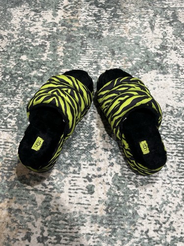 UGG MAXI SLIDE TIGER PRINT KEY LIME SLIP ON PUFF SANDALS US 11