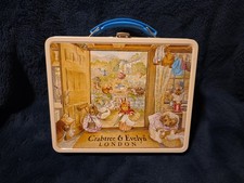 COLLECTIBLE 1985 Crabtree & Evelyn - London - Tin Lunch Box - empty