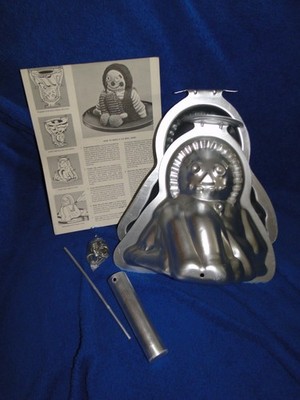New RARE Vintage Wilton Raggedy Ann Stand up 3-D Cake Pan 502-208, 1974