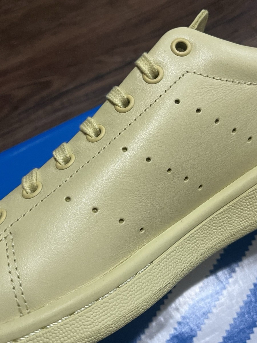 Adidas Stan Smith Lux Powder Yellow Men Sz 7.5 New JI3369 Sneakers