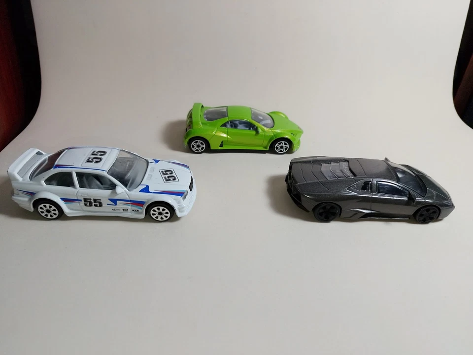 Lotto 3 Modellini BMW M3 Giugiaro Prima Lamborghini Reventon 1/43 Burago Mondomo - Immagine 4 di 4