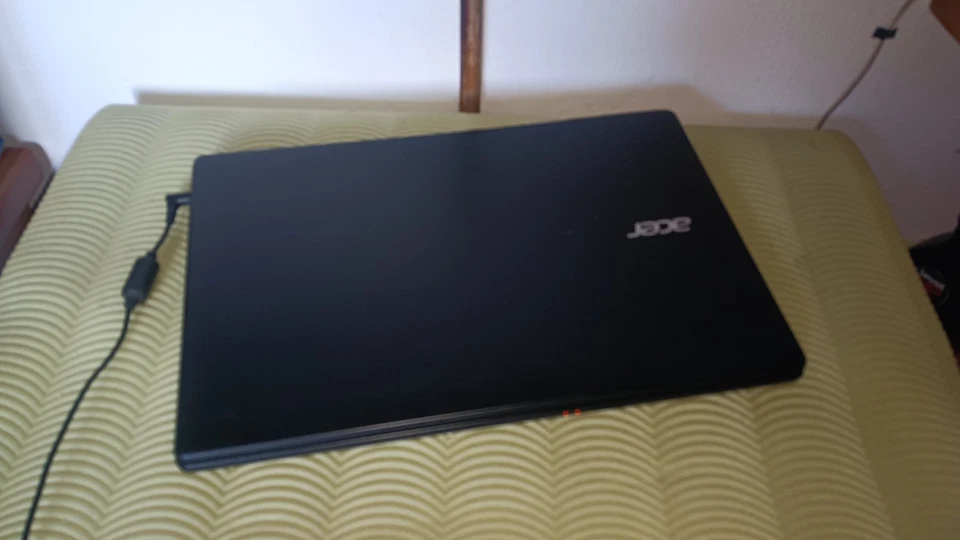 ACER P276 I3-4030U 8GB 128GB NVME 17,3 1600x900 WINDOWS11 - Immagine 3 di 4