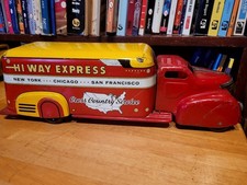 VERY NICE VINTAGE 1940's MARX HI-WAY EXPRESS DELIVERY TRUCK