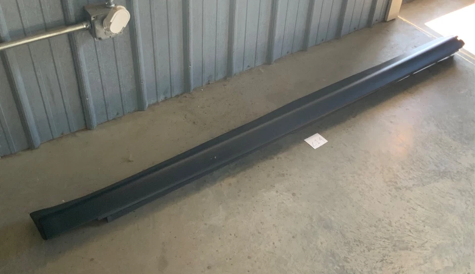 *NEW* 2008 2009 2010 2011-2020 Dodge Grand Caravan Left Rocker Panel Guard OEM Foto 2 de 4