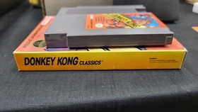 VIDEOGIOCO CIB DONKEY KONG CLASSICS NINTENDO NES COMPLETO DI SCATOLA CON PROTETTORE