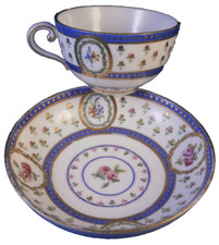 Antique 18thC Sevres Porcelain Softpaste Floral Cup  Saucer Porzellan Tasse