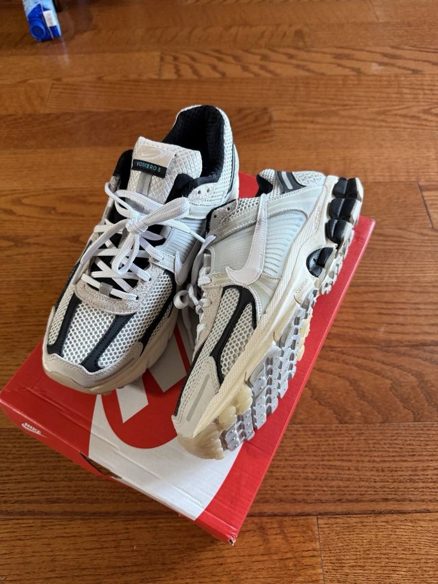 Preços baixos em Nike Air Zoom Vomero 5 Supersonic | eBay