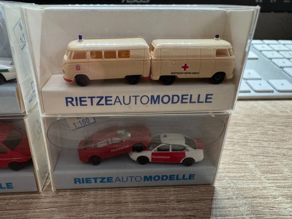 4 Confezioni Rietze PKW/Trasportatore 1:160 In OVP Condizione Mai Utilizzato - Immagine 3 di 4