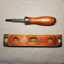 Sheffield MFG 9" Level And 4 In 1 Scewdriver Hardwood And Brass