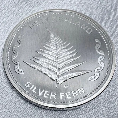 New Zealand Silver Fern 1 oz .999 Bullion Round Aotearoa [E19]