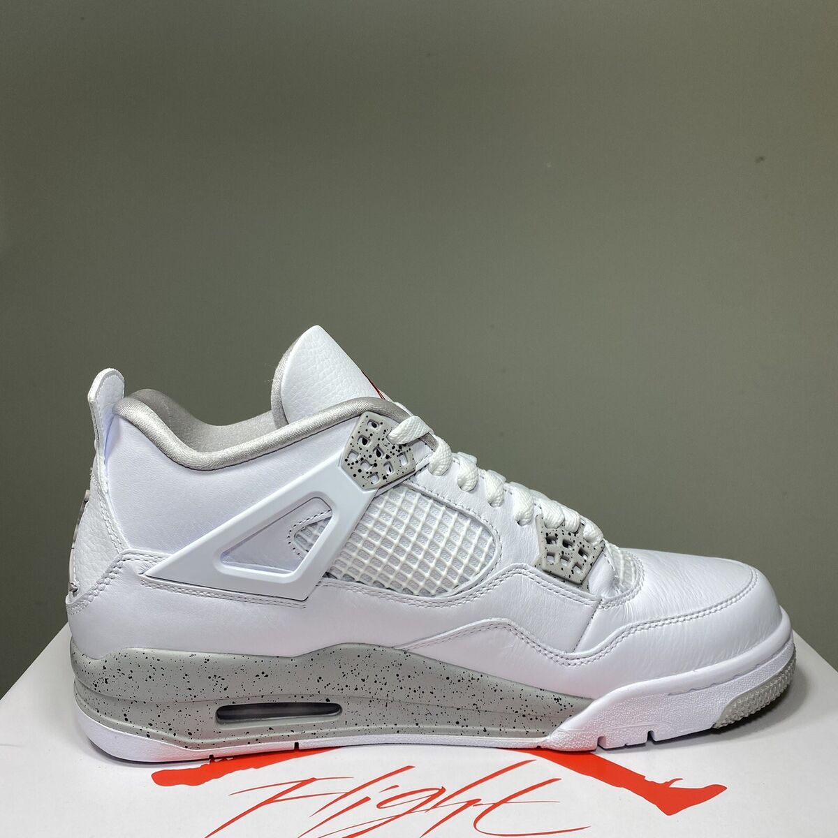 Nike Air Jordan 4 IV Retro OG White Oreo Tech Grey CT8527 Nike Air Jordan 4 IV Retro OG White Oreo Tech Grey CT8527