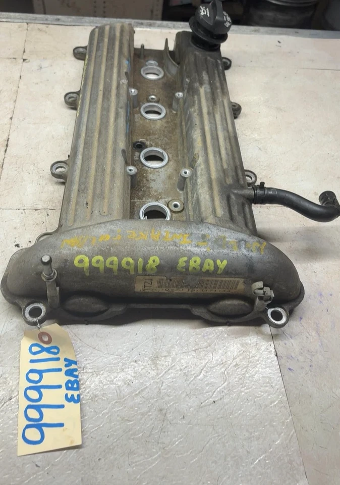 02-05 CAVALIER GRAND AM 04-06 MALIBU 05-06 COBALT 2.2L DOHC Valve Cover Assembly - Image 4 of 4