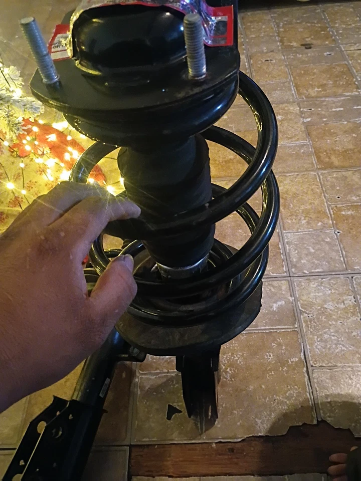 Juego de 2 amortiguadores delanteros para Buick Enclave 2007-12 GMC Acadia 08-12 nuevo Foto 2 de 4