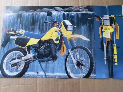 1985 ? Suzuki RA125 / TS125X ( Punched Hole) Brochure from JAPAN