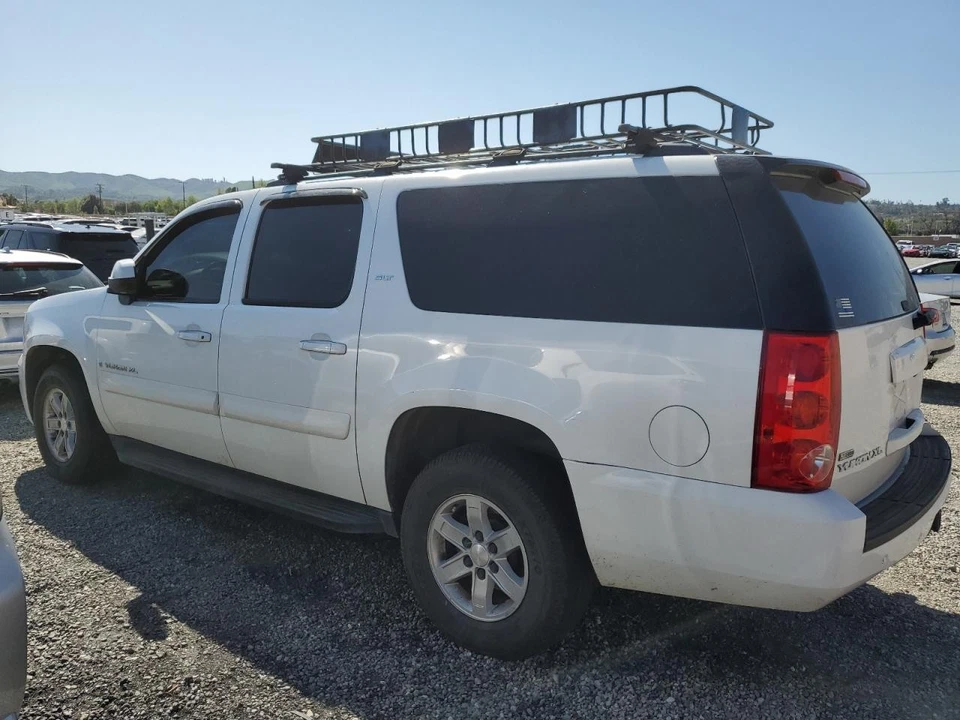 Used Front Lower Center Console fits: 2009 Gmc Yukon xl 1500 floor Front Lower G - Image 3 of 4