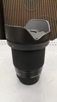 SIGMA Weitwinkelobjektiv 16MM F1.4 DC DN gebraucht