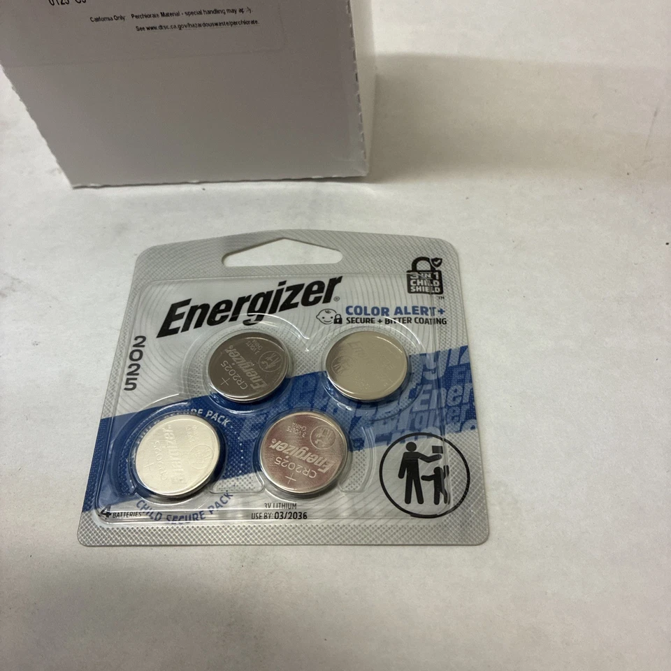ENERGIZER Batteries 2025 Qty 10 Packs (40 Batteries ) - Image 2 of 4