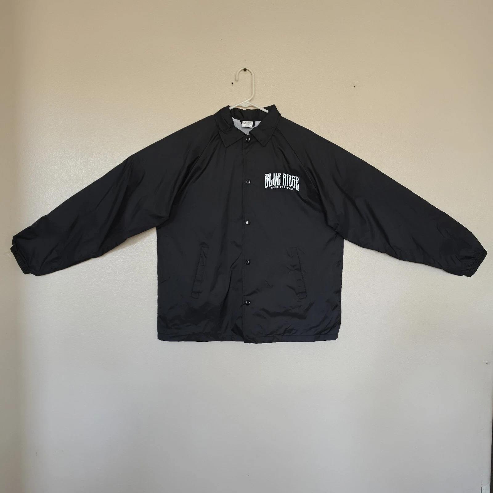 Blue Ridge Rock Festival Windbreaker Men's Large Bear Screaming Coaches Jacket - product detail image 4
