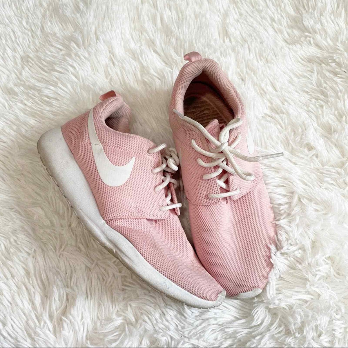 light pink roshes