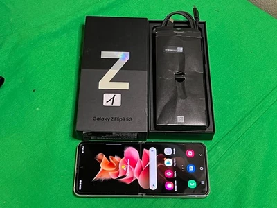 Samsung Galaxy Z Flip3 5G · 128GB
