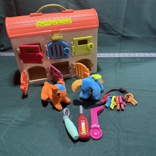 B. Toys Critter Clinic Vet Play Set - Animal Hospital with Pets, Keys,  More