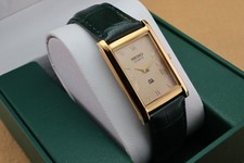 Vintage Seiko Slim Quartz Men's Wrist Watch Gold Dial with Green Strap. - Image 3