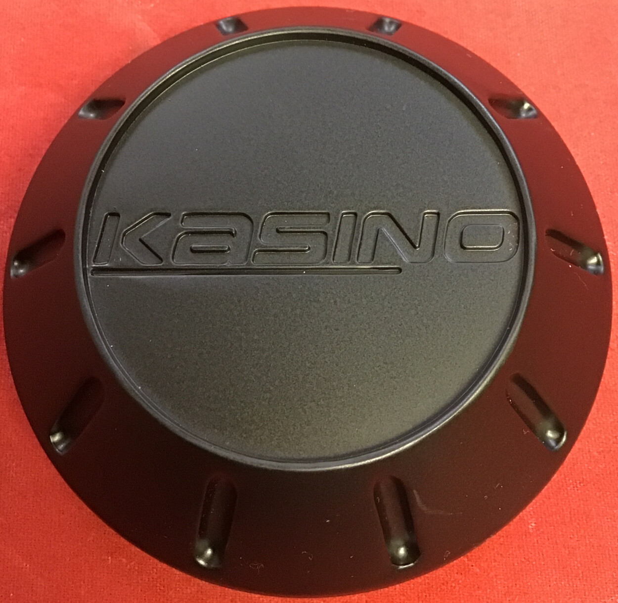 ONE NEW FLAT BLACK KASINO CENTERCAP PD-CAP71-P1035/LG1010-66 11596