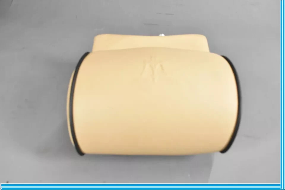03-13 Maserati Quattroporte S M139 Rear Center Seat Headrest Tan OEM