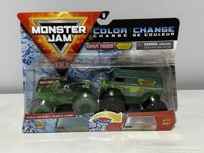 Monster Jam Color Change Reveal the Steel Grave Digger vs Mystery Machine Trucks