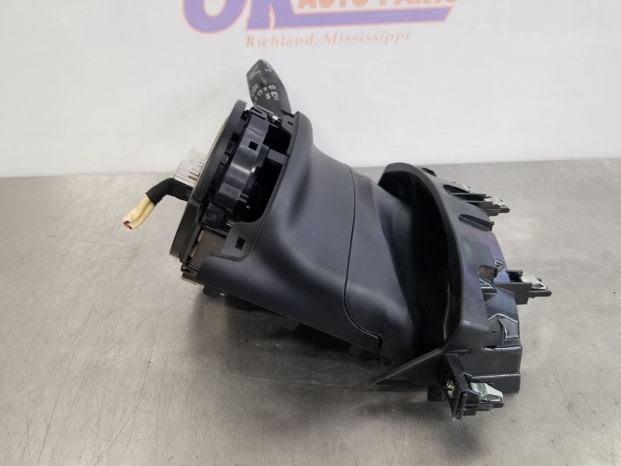 22 2022 MASERATI LEVANTE STEERING COLUMN SWITCH 670228201