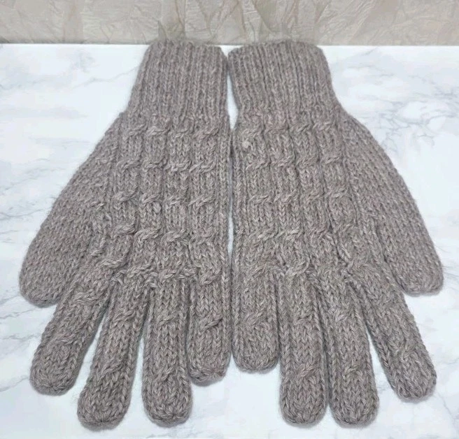 NOVICA 100% Alpaca Wool Made In Peru Cable Knit Women's Light Mauve Gloves (NEW)