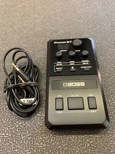 BOSS Pocket GT Guitar Multi Amp/Effects Processor W/Box and USB Cable Tested