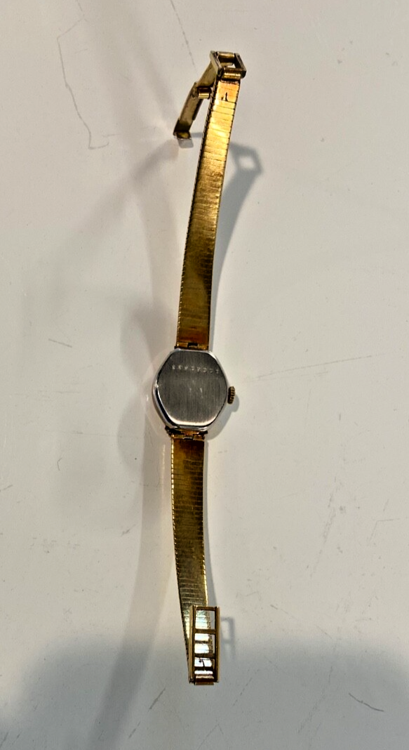 Vintage Ladies Watch- Nivada Grenchen Self Wind 17 Jewels Swiss