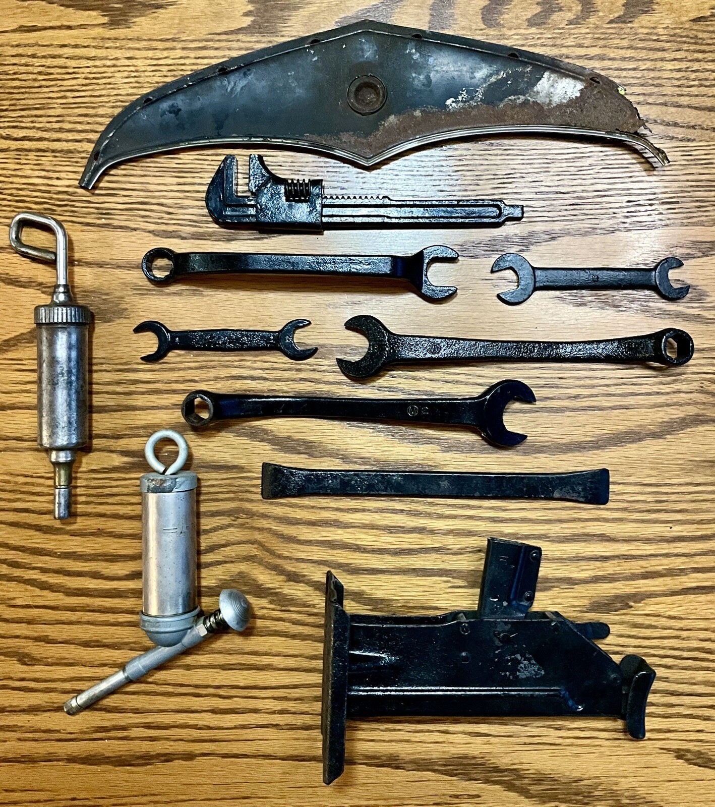 Vintage1906 Ford Motor Company O.E.M. Model “A” TOOL KIT & AJAX Jack No