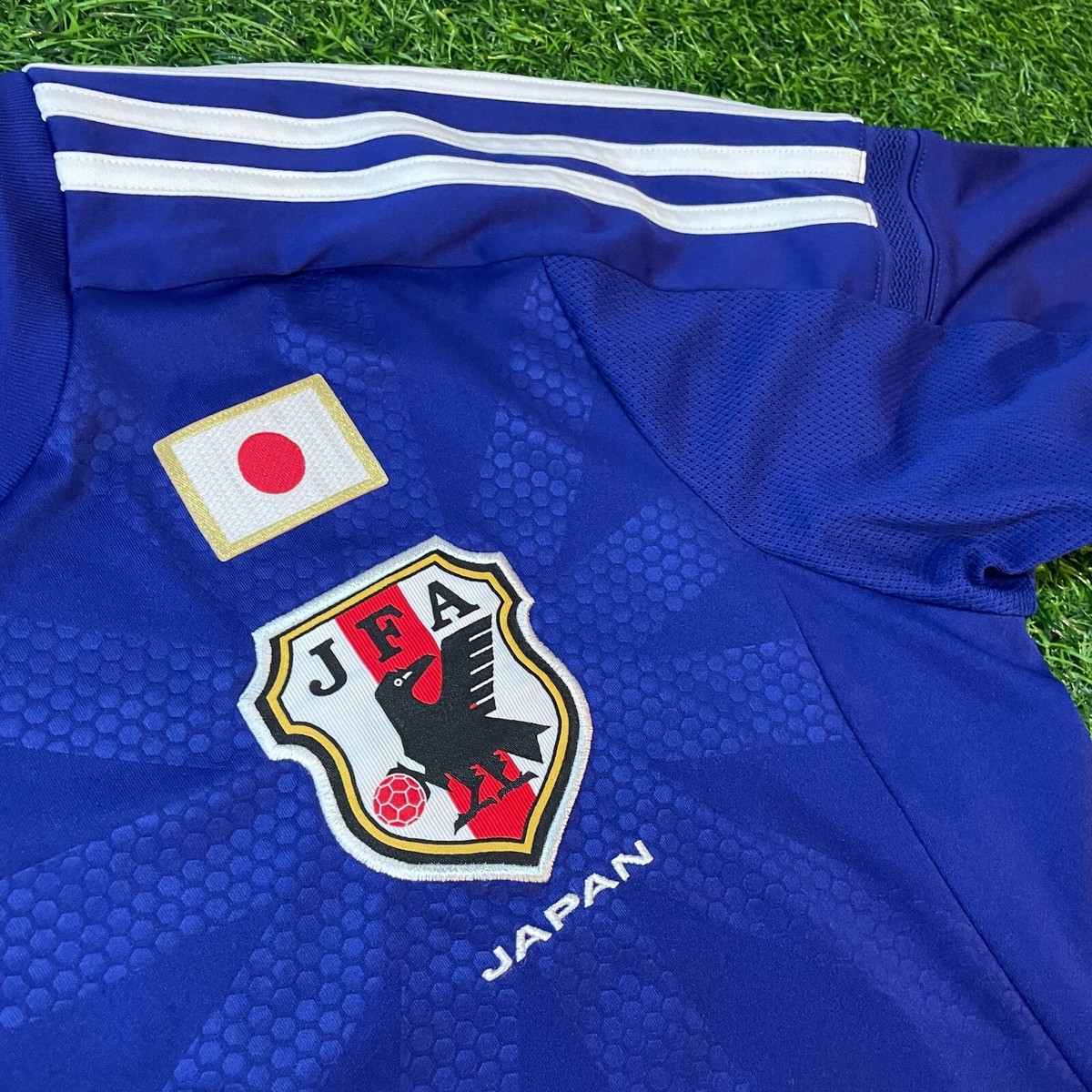 Shinji Kagawa 2014 Japan Official Jersey Shirt Kit - US L / JPN XL