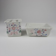 Bathroom Set Soap Dish Toothbrush Holder Pink Purple Flowers Heart EUC