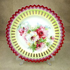 ⭐ Vintage Reticulated Floral Plate 22cm - Pierced Edge Floral Centre