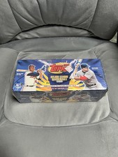 2000 Topps Baseball Cards 20