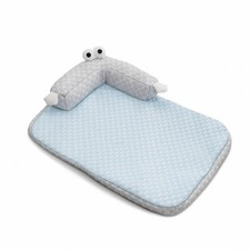 Cooling Mat with Cushioned Rim Cleanable Cooling Mat with Neck Support