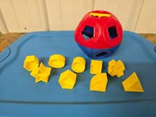Vintage Tupperware Shape O Ball Classic Toy 9 Shapes Sorter, Missing one shape